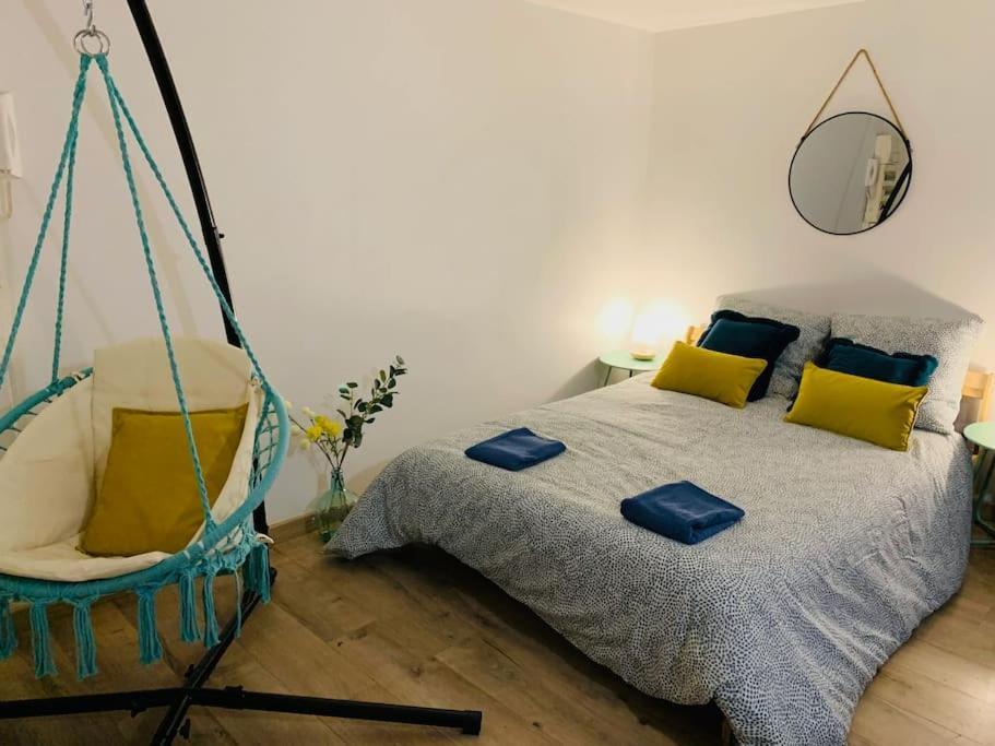 Cocooning Modern Design Studio Avesnes-sur-Helpe Bagian luar foto