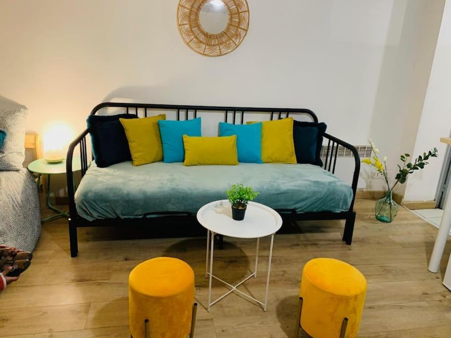 Cocooning Modern Design Studio Avesnes-sur-Helpe Bagian luar foto